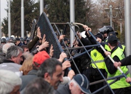 Demonstranti u Skoplju uzvikivali ''Bosna, Bosna''